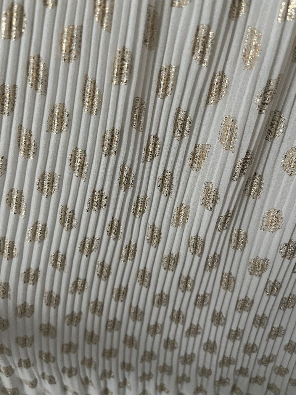 Michael Kors Size Medium White Off-Shoulder Pleated Top with Gold Dot Print - Picture 4 of 7